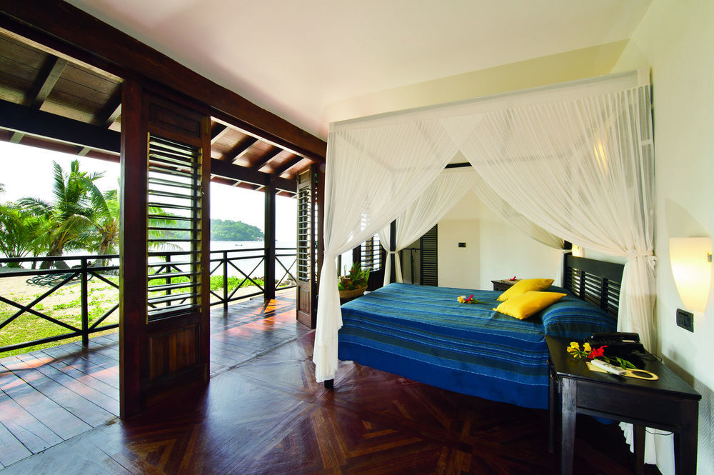 New Emerald Cove Hotel باي سانت آن المظهر الخارجي الصورة