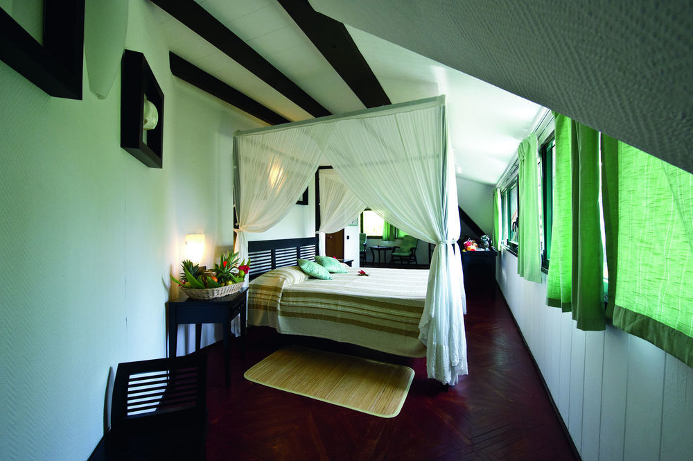 New Emerald Cove Hotel باي سانت آن المظهر الخارجي الصورة
